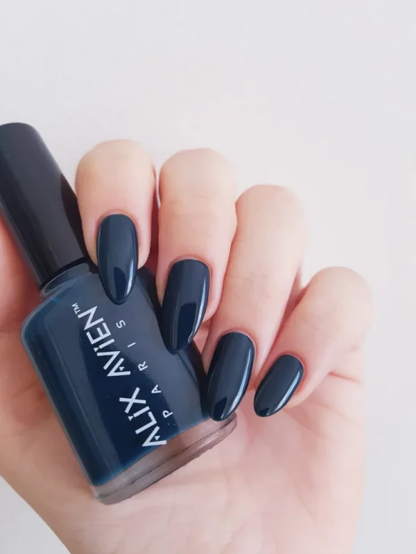 NAIL LACQUER 26