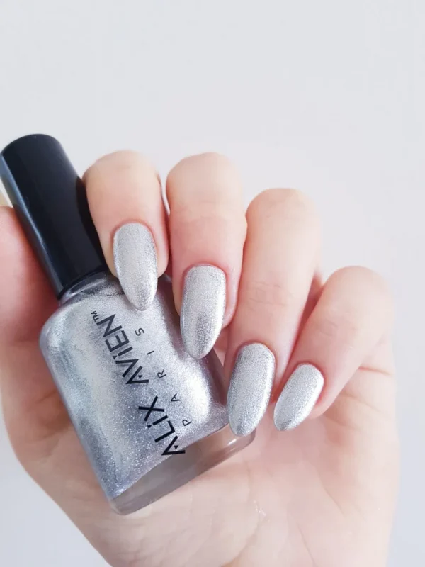 NAIL LACQUER 29