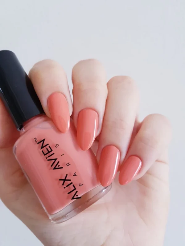 NAIL LACQUER 48