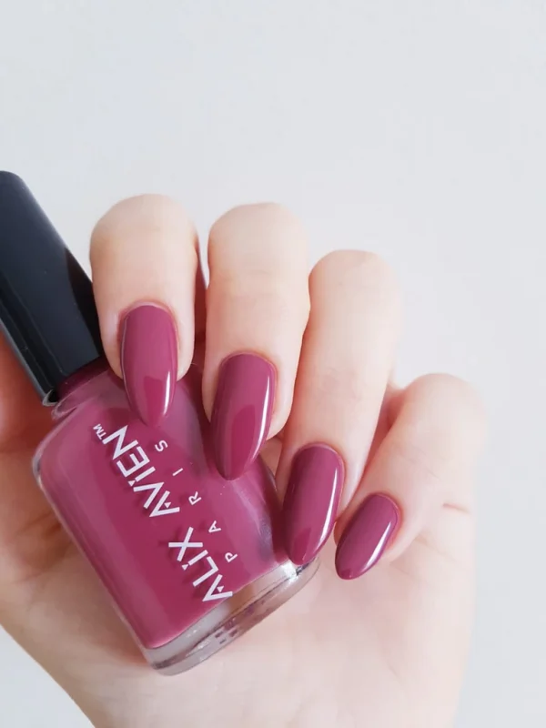 NAIL LACQUER 55